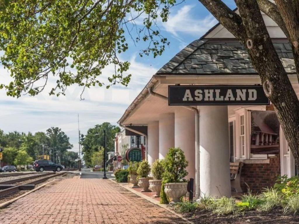 Charming 3-Bedroom Home In Heart Of Ashland Esterno foto